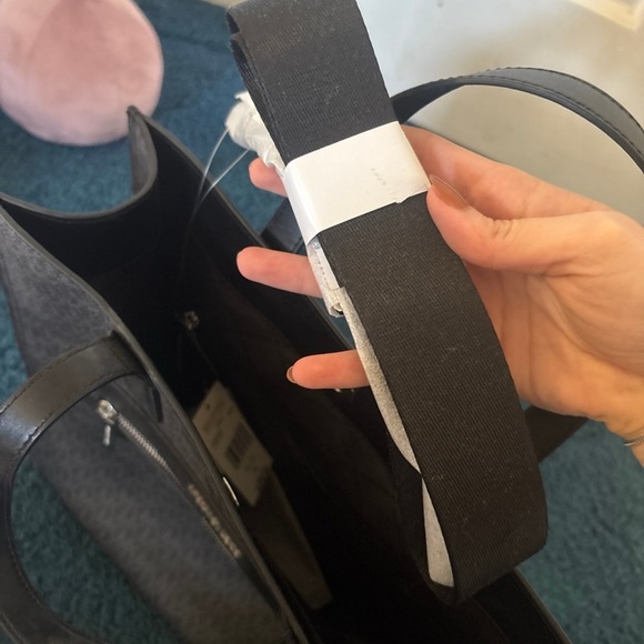 Michael Kors Black and Gray Briefcase - Picture 5 of 6